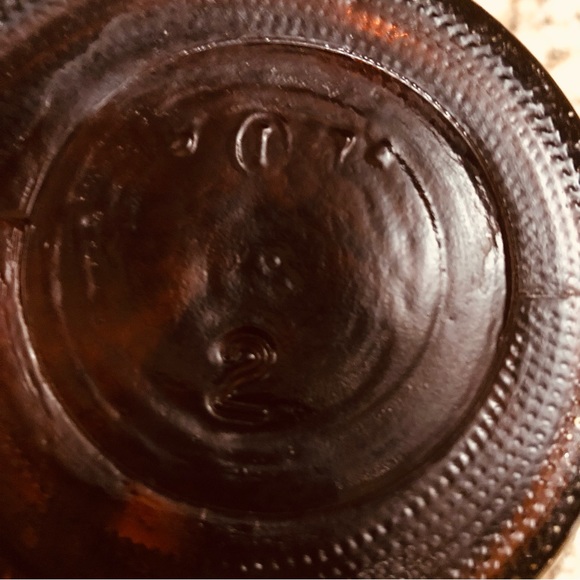 Vintage Style Fleur De Lis Design Amber Brown Glass Apothecary Jars (2) 9-1/4" - Picture 5 of 11